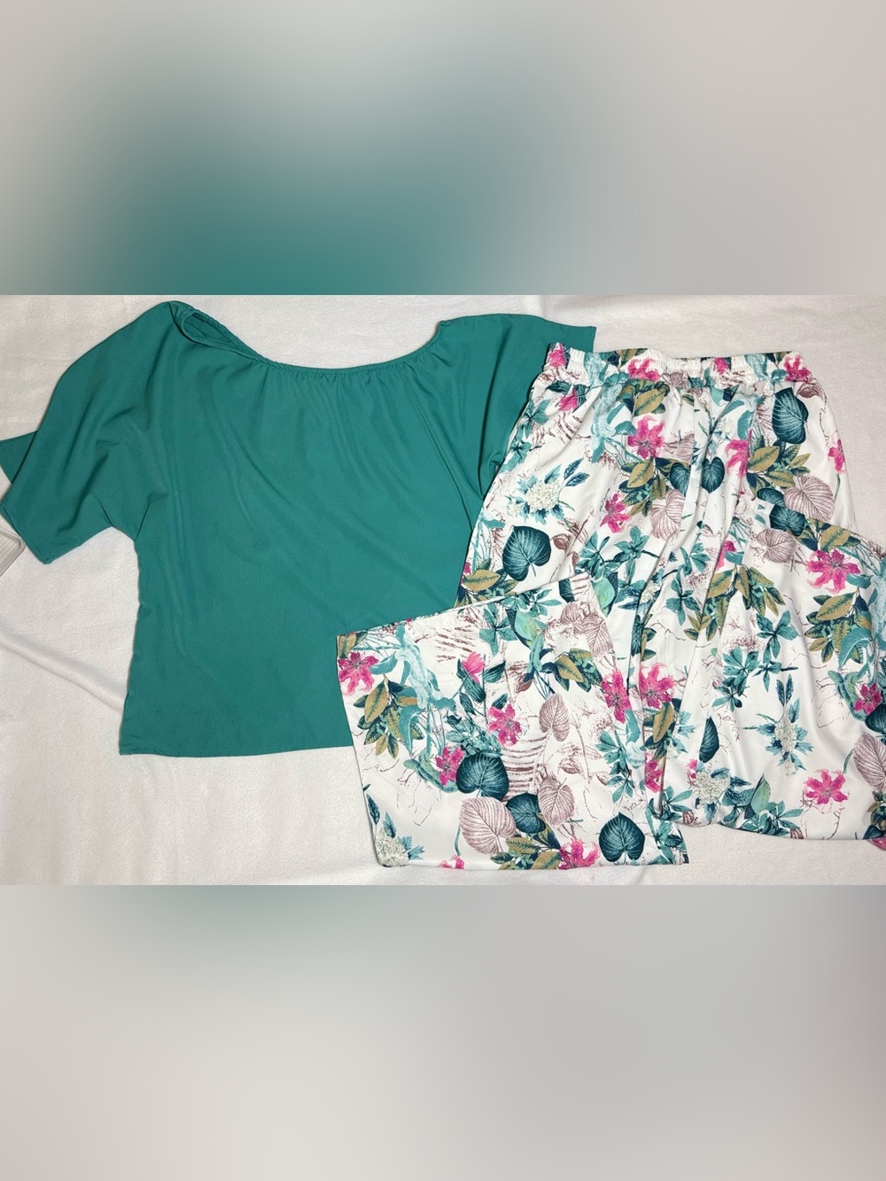 SHEIN Selianne Women’s Green Off Shoulder Top Floral Wide Leg Pants Set